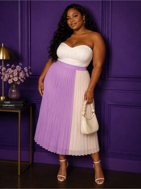 Elegant Purple and White Pleated Skirt